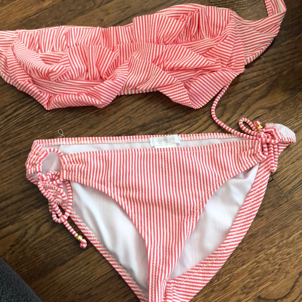 Jessica Simpson bikini!
